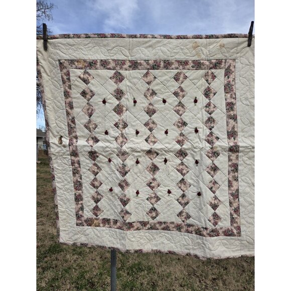 Handmade Floral Print Cotton Hand Quilted Lap Throw Coverlet Baby Quilt Rosettes - Picture 1 of 9